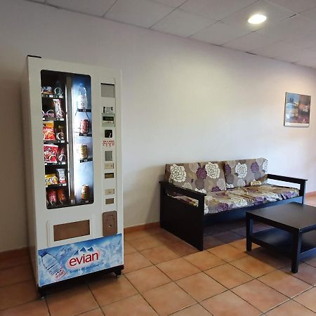Joli Appartement T2 Dans Residence Avec Piscine, Hammam Et Parking Gratuits การ์กาซอน ภายนอก รูปภาพ