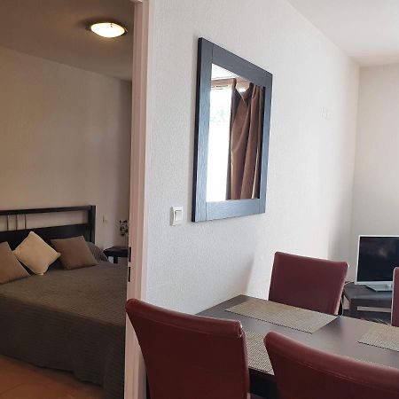 Joli Appartement T2 Dans Residence Avec Piscine, Hammam Et Parking Gratuits การ์กาซอน ภายนอก รูปภาพ