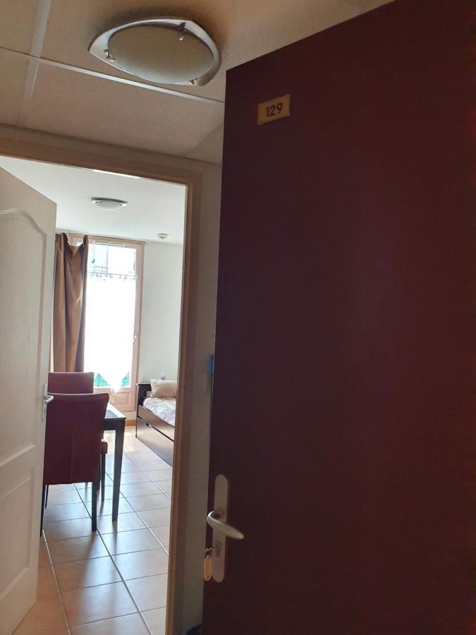 Joli Appartement T2 Dans Residence Avec Piscine, Hammam Et Parking Gratuits การ์กาซอน ภายนอก รูปภาพ