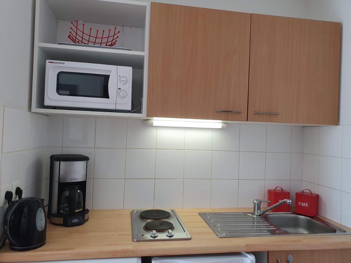 Joli Appartement T2 Dans Residence Avec Piscine, Hammam Et Parking Gratuits การ์กาซอน ภายนอก รูปภาพ